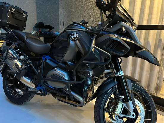 BMW-R 1200 GS ADVENTURE PREMIUM + RALLYE BMW-R 1200 GS ADVENTURE PREMIUM + RALLYE-2018