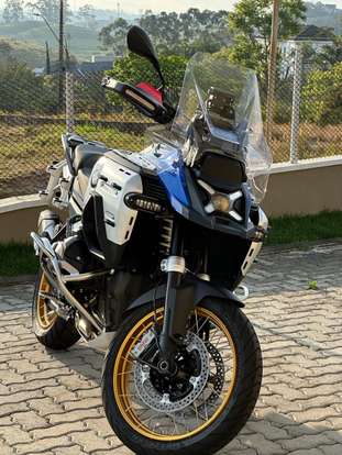 BMW-R 1300 GS ADVENTURE TROPHY-2025