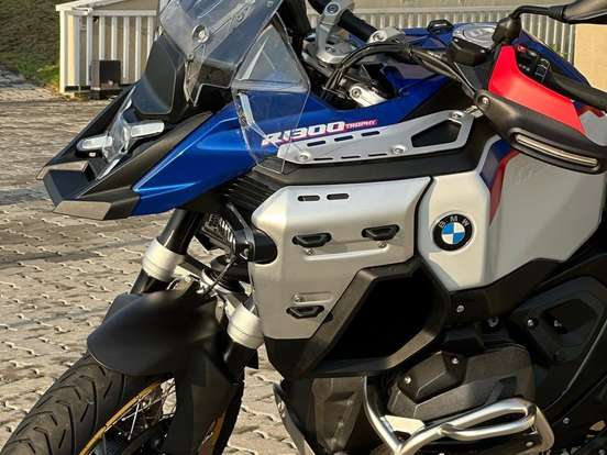BMW-R 1300 GS ADVENTURE TROPHY BMW-R 1300 GS ADVENTURE TROPHY-2025