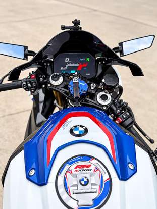 BMW-S 1000 RR M CARBON-0