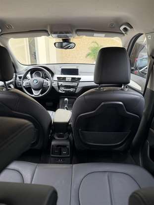 BMW-X1-2021