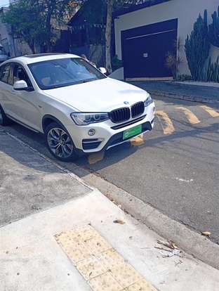 BMW-X4-2016