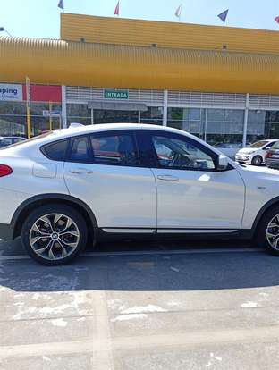 BMW-X4-2016