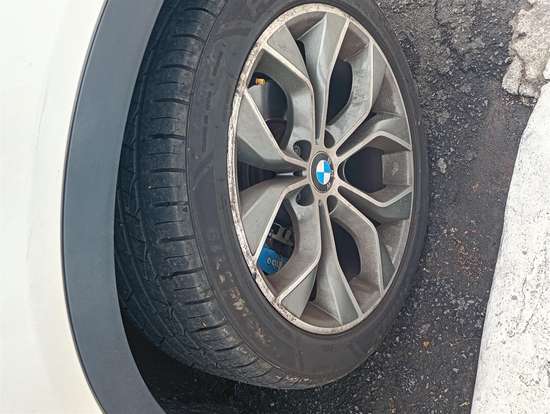 BMW-X4-2016