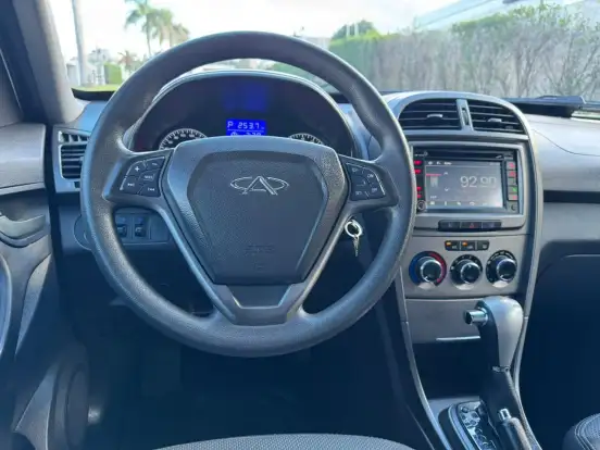 CAOA CHERY-TIGGO-2.0 16V GASOLINA 4P AUTOMÁTICO CAOA CHERY-TIGGO-2015