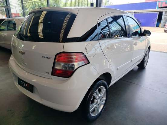CHEVROLET-AGILE-1.4 MPFI LTZ 8V FLEX 4P MANUAL CHEVROLET-AGILE-2011