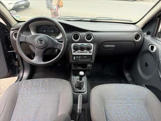 CHEVROLET-CELTA-2004