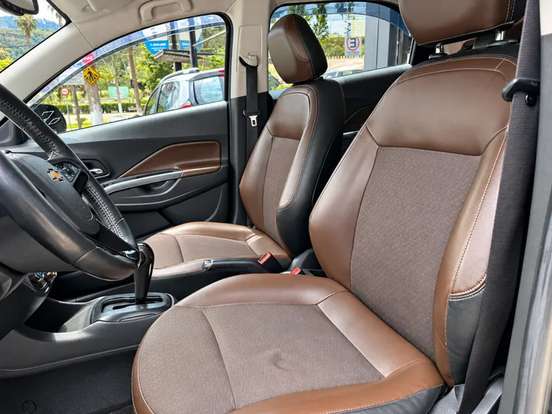 CHEVROLET-COBALT-2017