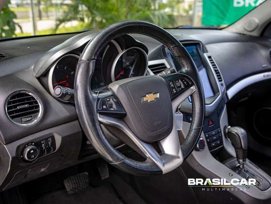 CHEVROLET-CRUZE-2013