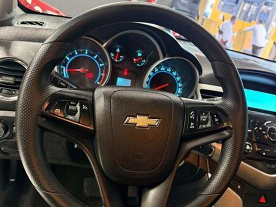 CHEVROLET-CRUZE-1.8 LT SPORT6 16V FLEX 4P AUTOMÁTICO CHEVROLET-CRUZE-2012