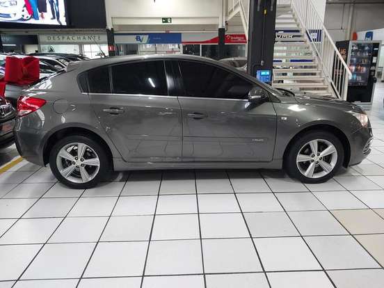 CHEVROLET-CRUZE-2014