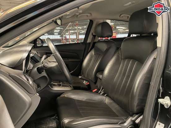 CHEVROLET-CRUZE-2013