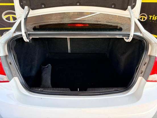 CHEVROLET-CRUZE-2013