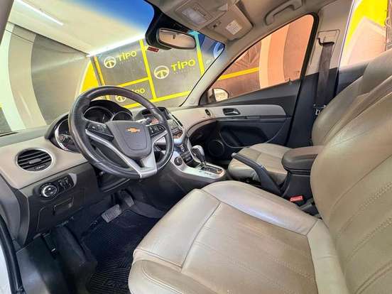 CHEVROLET-CRUZE-2013