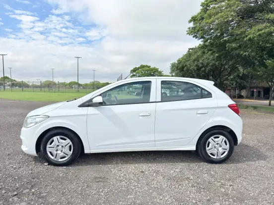 CHEVROLET-ONIX-1.0 MPFI JOY 8V FLEX 4P MANUAL CHEVROLET-ONIX-2017