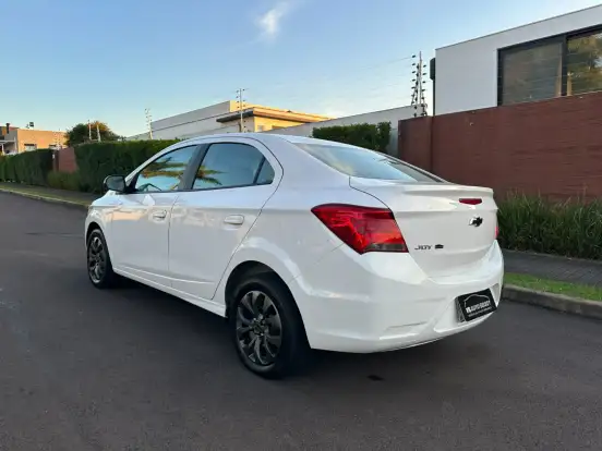 CHEVROLET-ONIX-2021