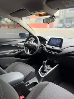 CHEVROLET-ONIX-2021