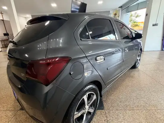 CHEVROLET-ONIX-1.4 MPFI LTZ 8V FLEX 4P AUTOMÁTICO CHEVROLET-ONIX-2019