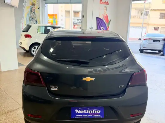 CHEVROLET-ONIX-1.4 MPFI LTZ 8V FLEX 4P AUTOMÁTICO CHEVROLET-ONIX-2019