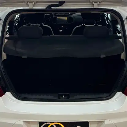 CHEVROLET-ONIX-2015