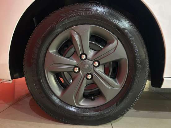 CHEVROLET-ONIX-2024