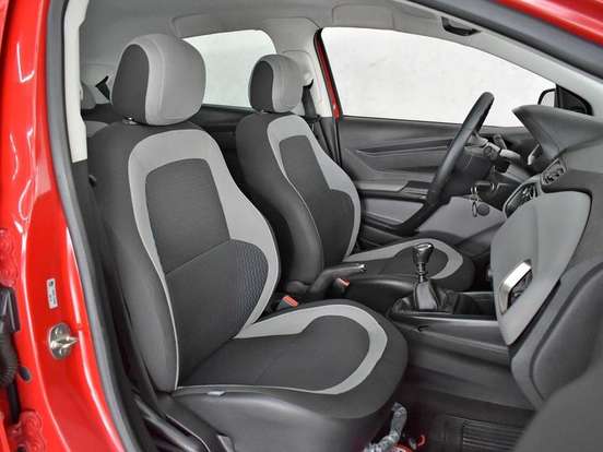 CHEVROLET-ONIX-2015