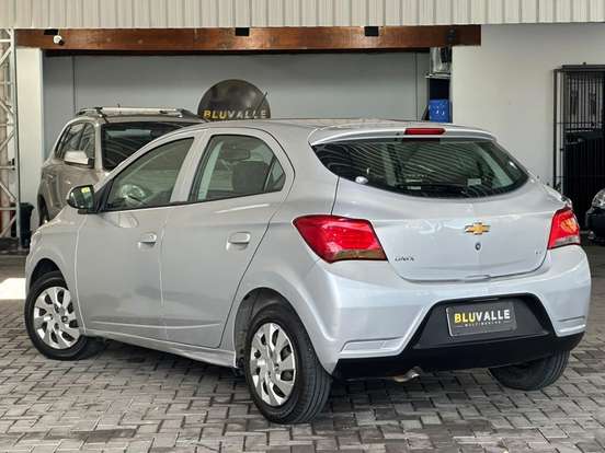 CHEVROLET-ONIX-1.0 MPFI LT 8V FLEX 4P MANUAL CHEVROLET-ONIX-2017