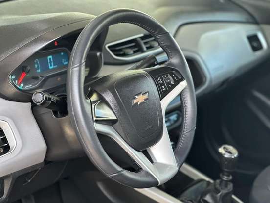 CHEVROLET-ONIX-1.0 MPFI LT 8V FLEX 4P MANUAL CHEVROLET-ONIX-2017