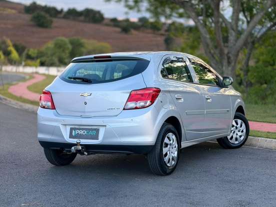 CHEVROLET-ONIX-1.0 MPFI LT 8V FLEX 4P MANUAL CHEVROLET-ONIX-2014