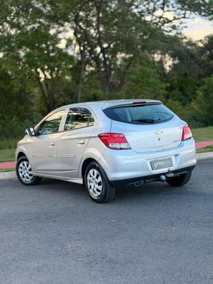 CHEVROLET-ONIX-1.0 MPFI LT 8V FLEX 4P MANUAL CHEVROLET-ONIX-2014