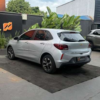 CHEVROLET-ONIX-2020
