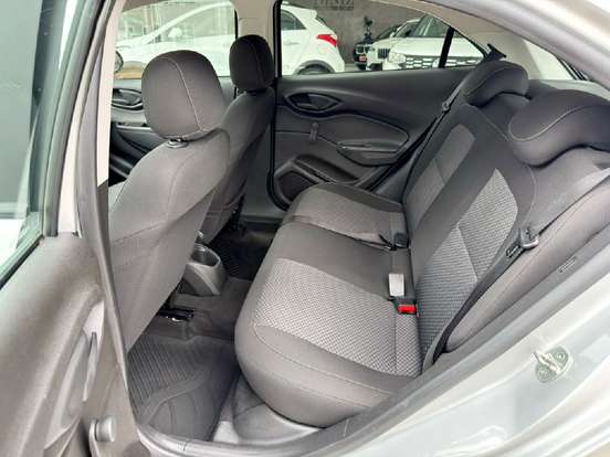 CHEVROLET-ONIX-2018
