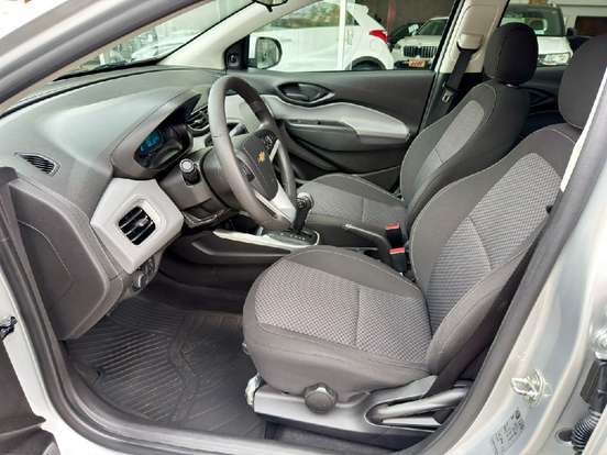 CHEVROLET-ONIX-1.4 MPFI LT 8V FLEX 4P AUTOMÁTICO CHEVROLET-ONIX-2018