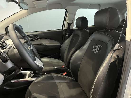 CHEVROLET-ONIX-1.4 MPFI LT 8V FLEX 4P AUTOMÁTICO CHEVROLET-ONIX-2019