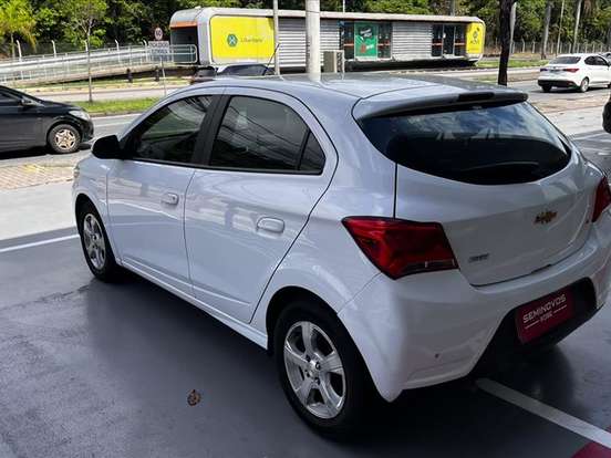 CHEVROLET-ONIX-1.4 MPFI LT 8V FLEX 4P MANUAL CHEVROLET-ONIX-2019