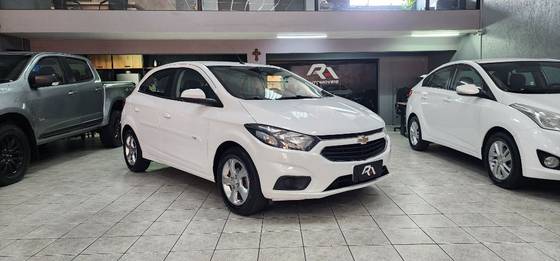 CHEVROLET ONIX 1.4 MPFI LT 8V FLEX 4P MANUAL