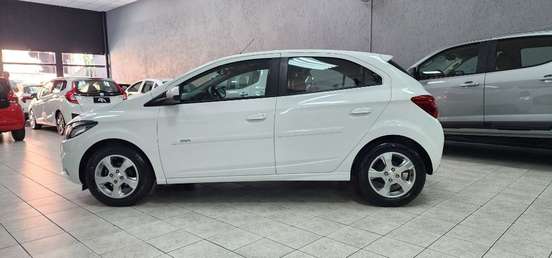 CHEVROLET-ONIX-1.4 MPFI LT 8V FLEX 4P MANUAL CHEVROLET-ONIX-2019