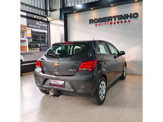 CHEVROLET-ONIX-1.4 MPFI LT 8V FLEX 4P MANUAL CHEVROLET-ONIX-2017