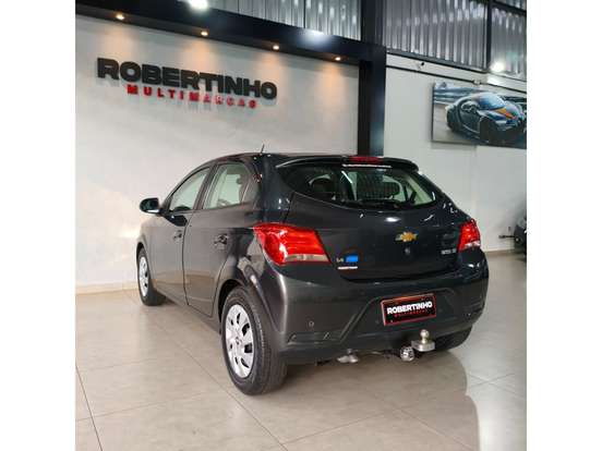 CHEVROLET-ONIX-1.4 MPFI LT 8V FLEX 4P MANUAL CHEVROLET-ONIX-2017