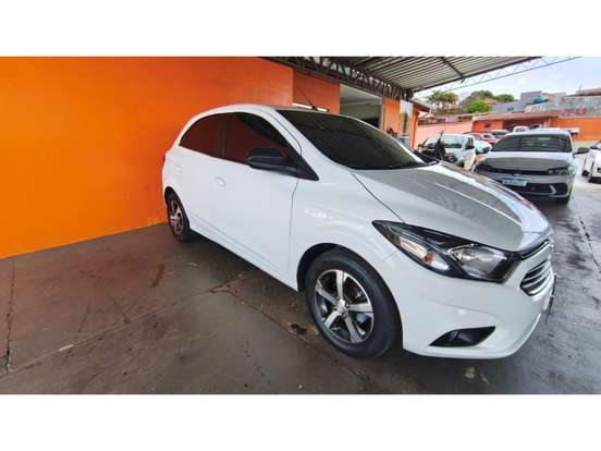 CHEVROLET-ONIX-2019