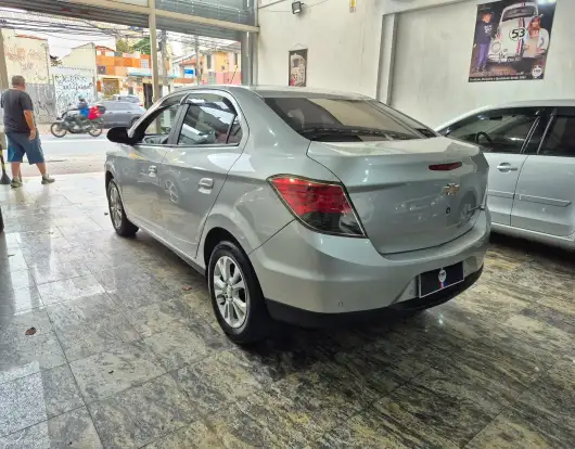 CHEVROLET-PRISMA-2015