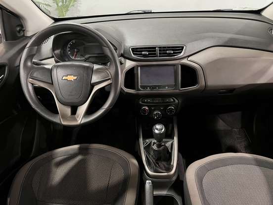 CHEVROLET-PRISMA-2015