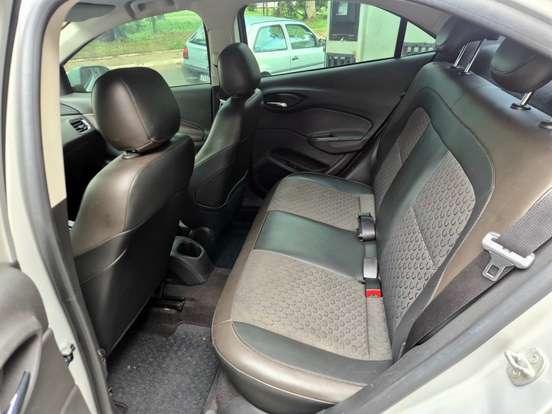CHEVROLET-PRISMA-2017