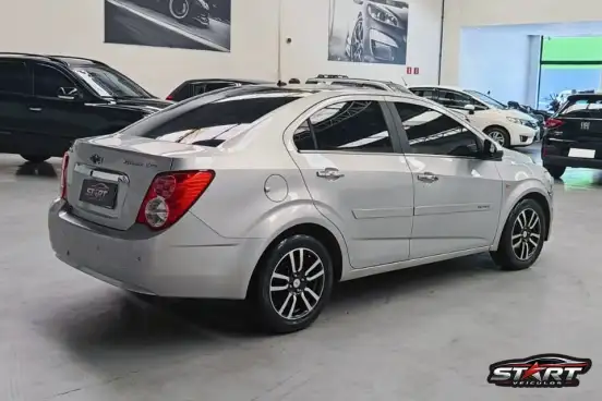CHEVROLET-SONIC-2012