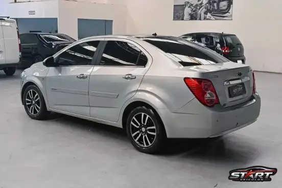 CHEVROLET-SONIC-2012