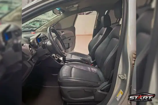 CHEVROLET-SONIC-2012