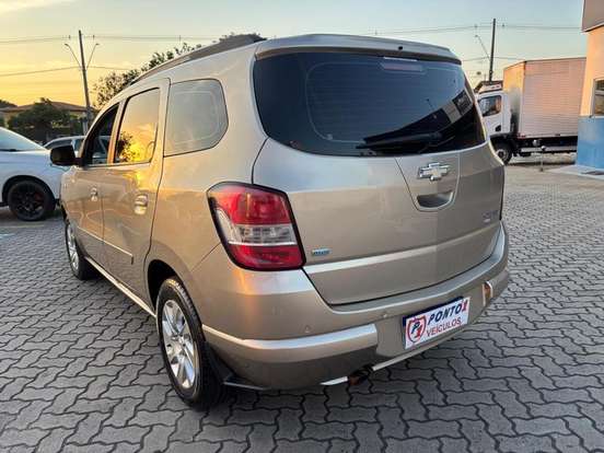 CHEVROLET-SPIN-2013