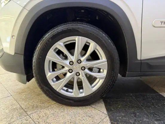 CHEVROLET-TRACKER-2020