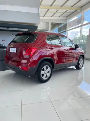 CHEVROLET-TRACKER-2018