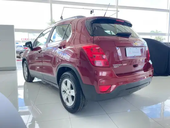 CHEVROLET-TRACKER-2018